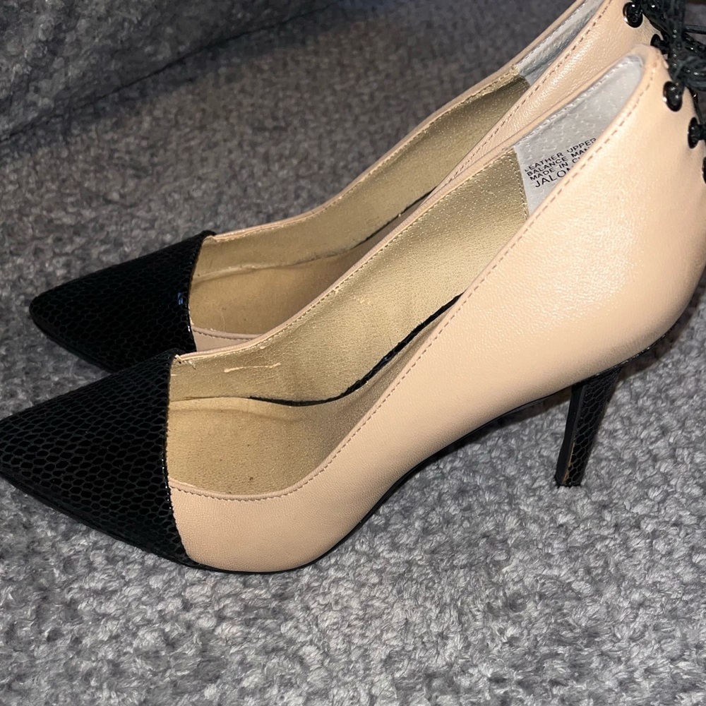 Levity snake skin toe Pointed Heels - Picture 2 of 6
